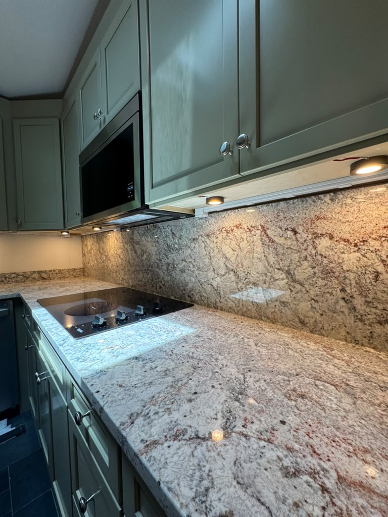 Kitchen Lighting & Island